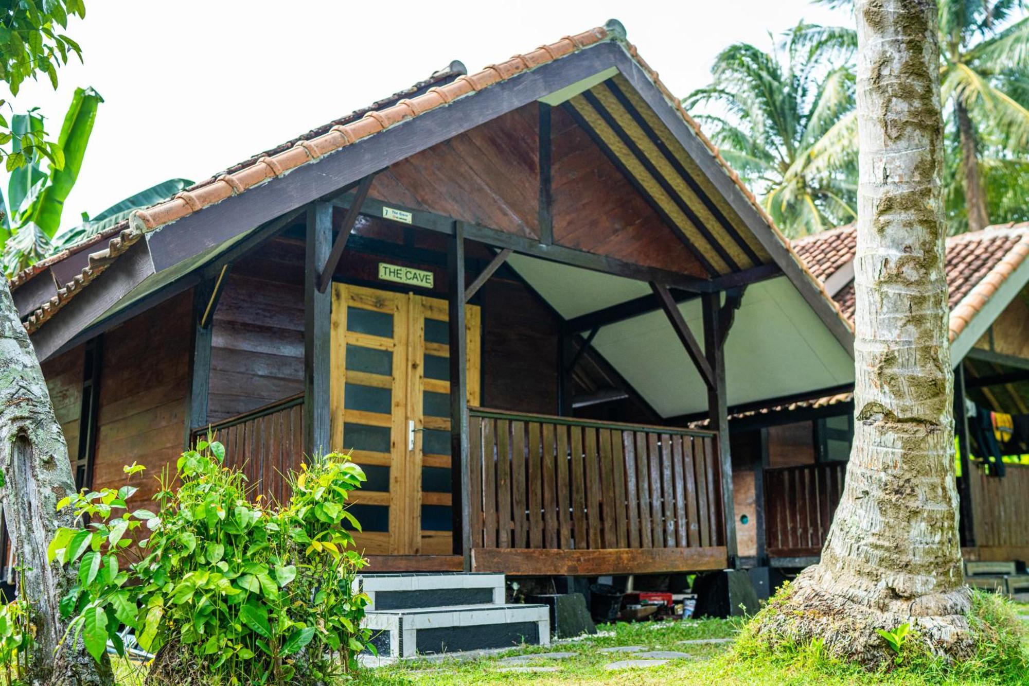Sumatra Surf Resort Biha Εξωτερικό φωτογραφία